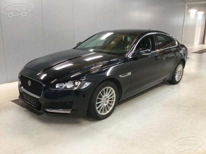 JAGUAR XF SALOON 2017 sajbb4bn1jcy62664