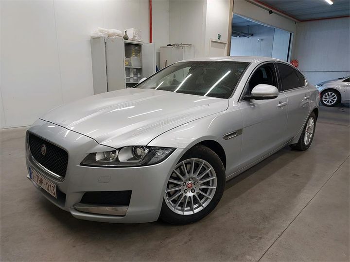 JAGUAR XF 2017 sajbb4bn2hcy51635