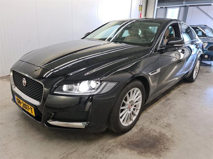 JAGUAR XF 2018 sajbb4bn2jcy73009