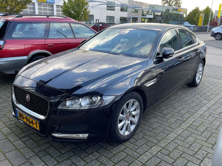 JAGUAR XF 2017 sajbb4bn3gcy05133