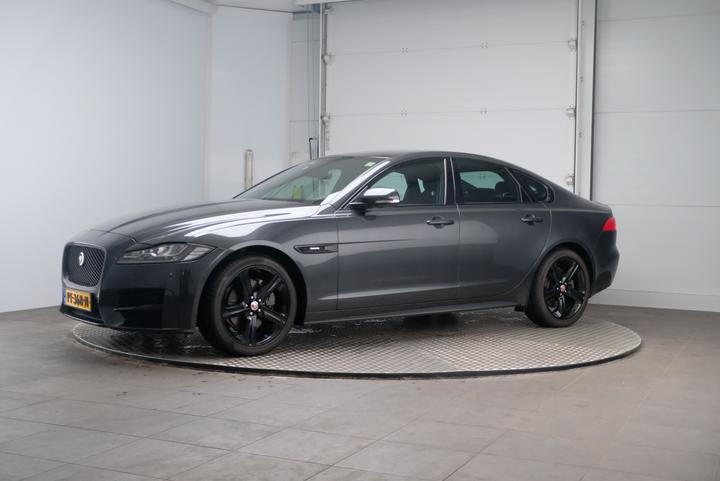 JAGUAR XF 2017 sajbb4bnxhcy41371