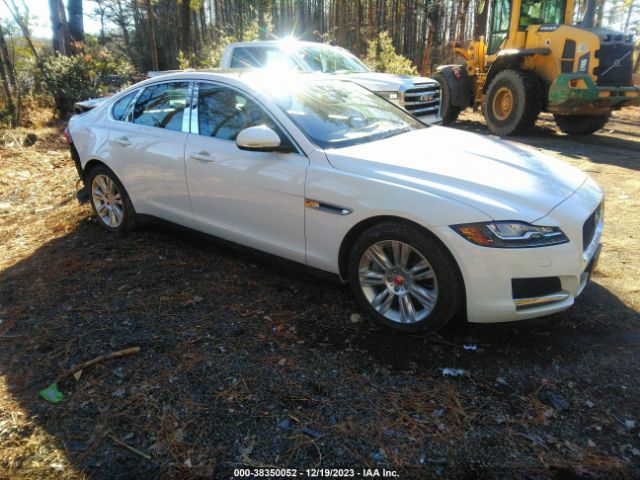 JAGUAR XF 2017 sajbd4bv0hcy34486