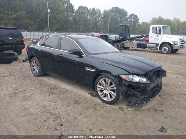 JAGUAR XF 2017 sajbd4bv2hcy38877