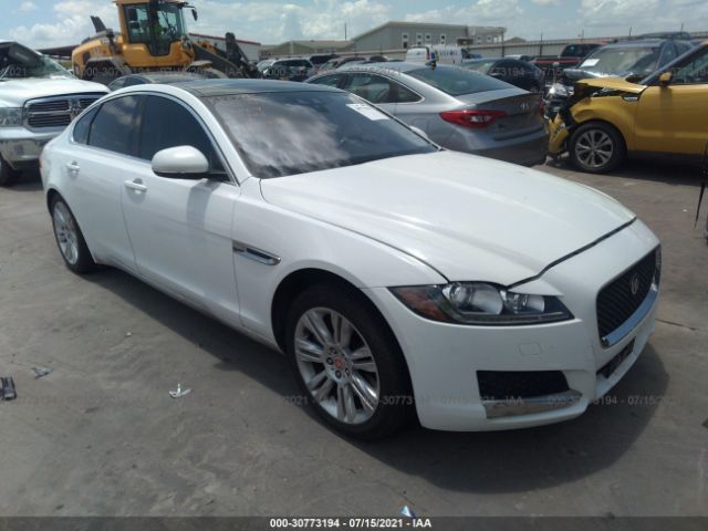 JAGUAR XF 2017 sajbd4bv6hcy44391