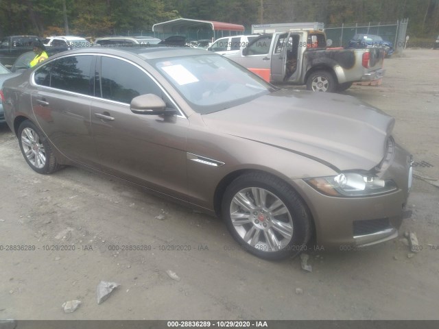 JAGUAR XF 2017 sajbd4bv7hcy42391