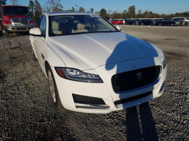 JAGUAR XF PREMIUM 2016 sajbd4bv9gcy10976