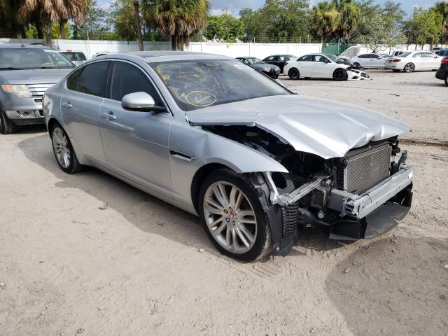 JAGUAR XF PRESTIG 2016 sajbe4bv3gcy13529