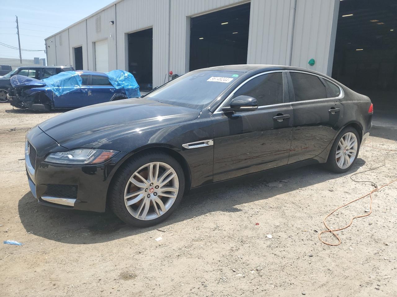 JAGUAR XF 2018 sajbe4ev3jcy56433