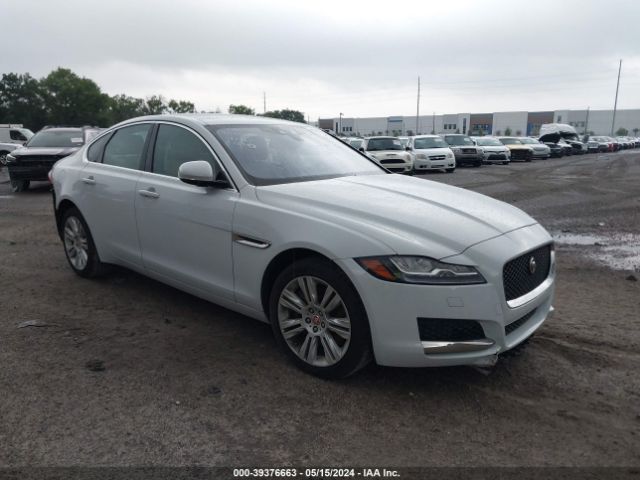 JAGUAR XF 2016 sajbj4bv4gcy18430