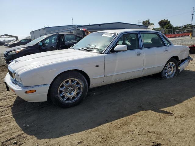 JAGUAR XJ8 2003 sajda14c23lf49831