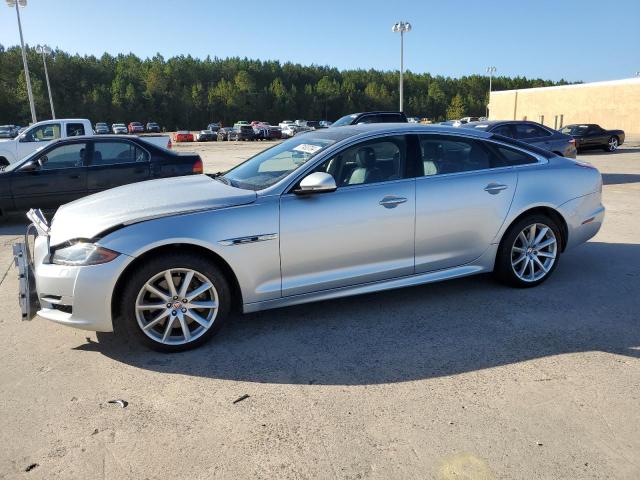 JAGUAR XJ 2016 sajwa1c77g8v95450