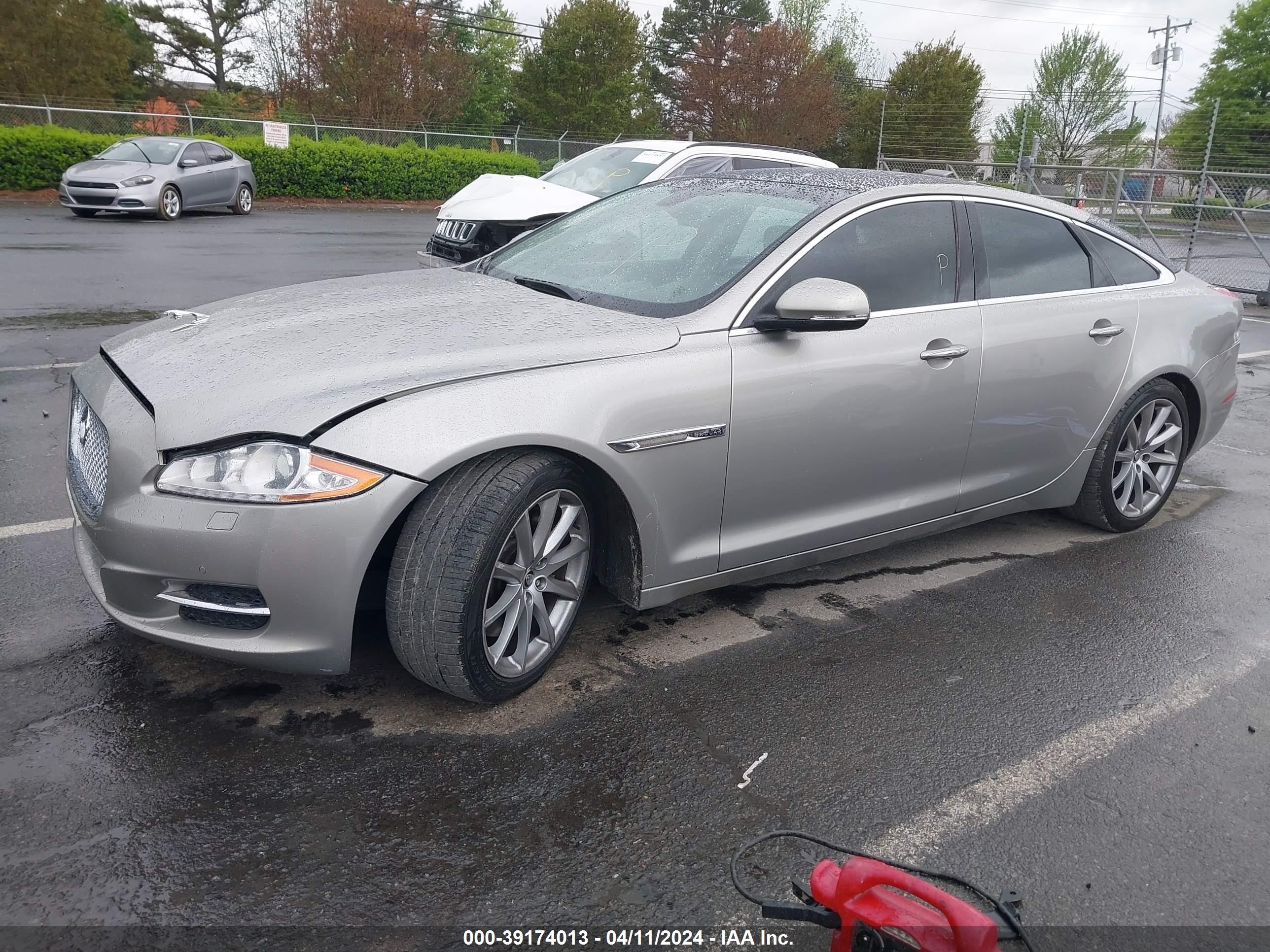 JAGUAR XJ 2013 sajwa1c78d8v53493