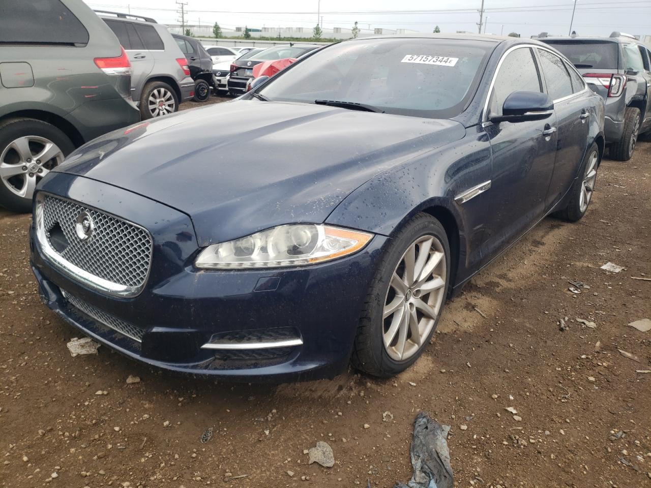 JAGUAR XJ 2011 sajwa1cb1blv03470