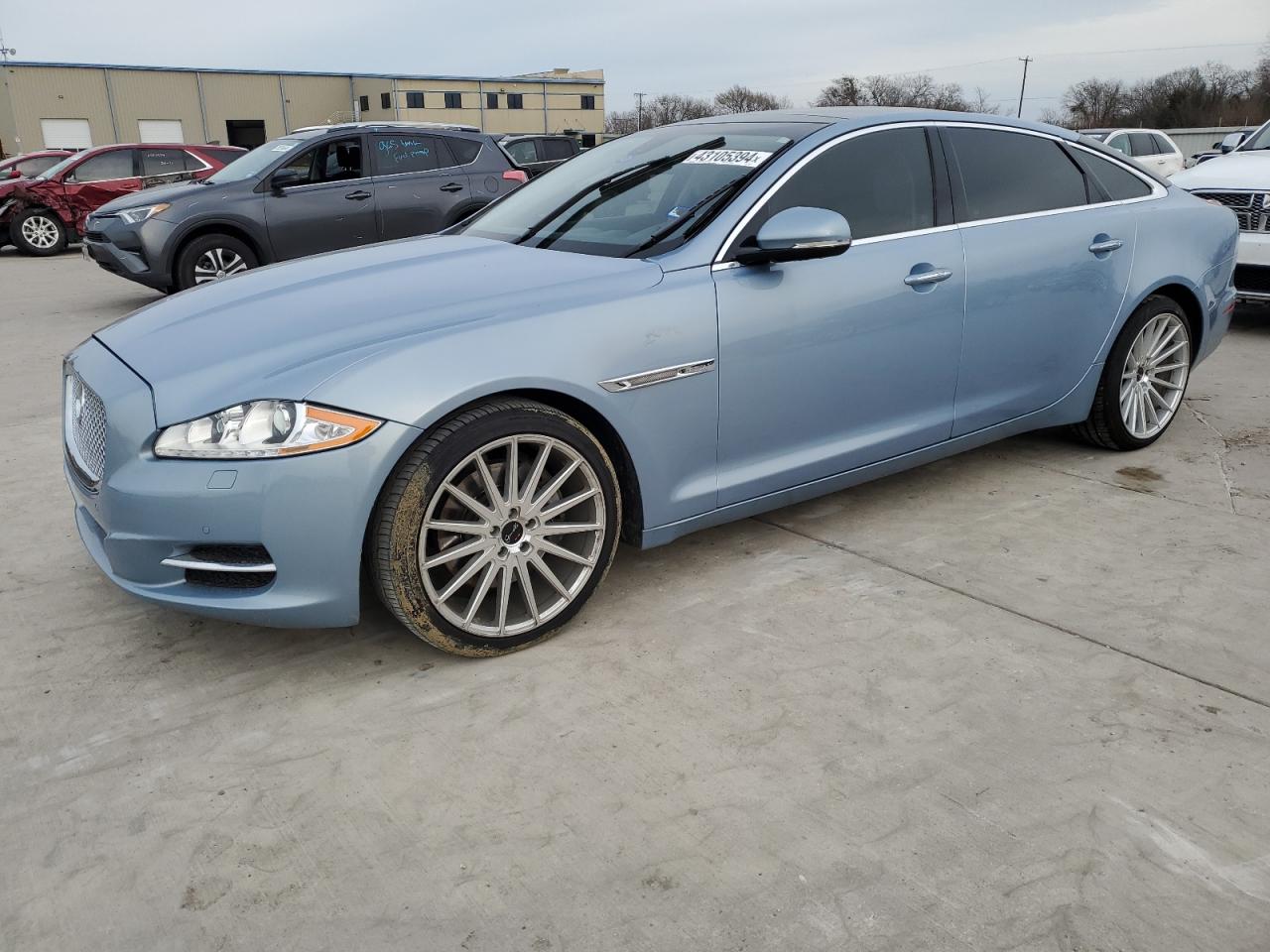 JAGUAR XJ 2011 sajwa2gb7blv14599