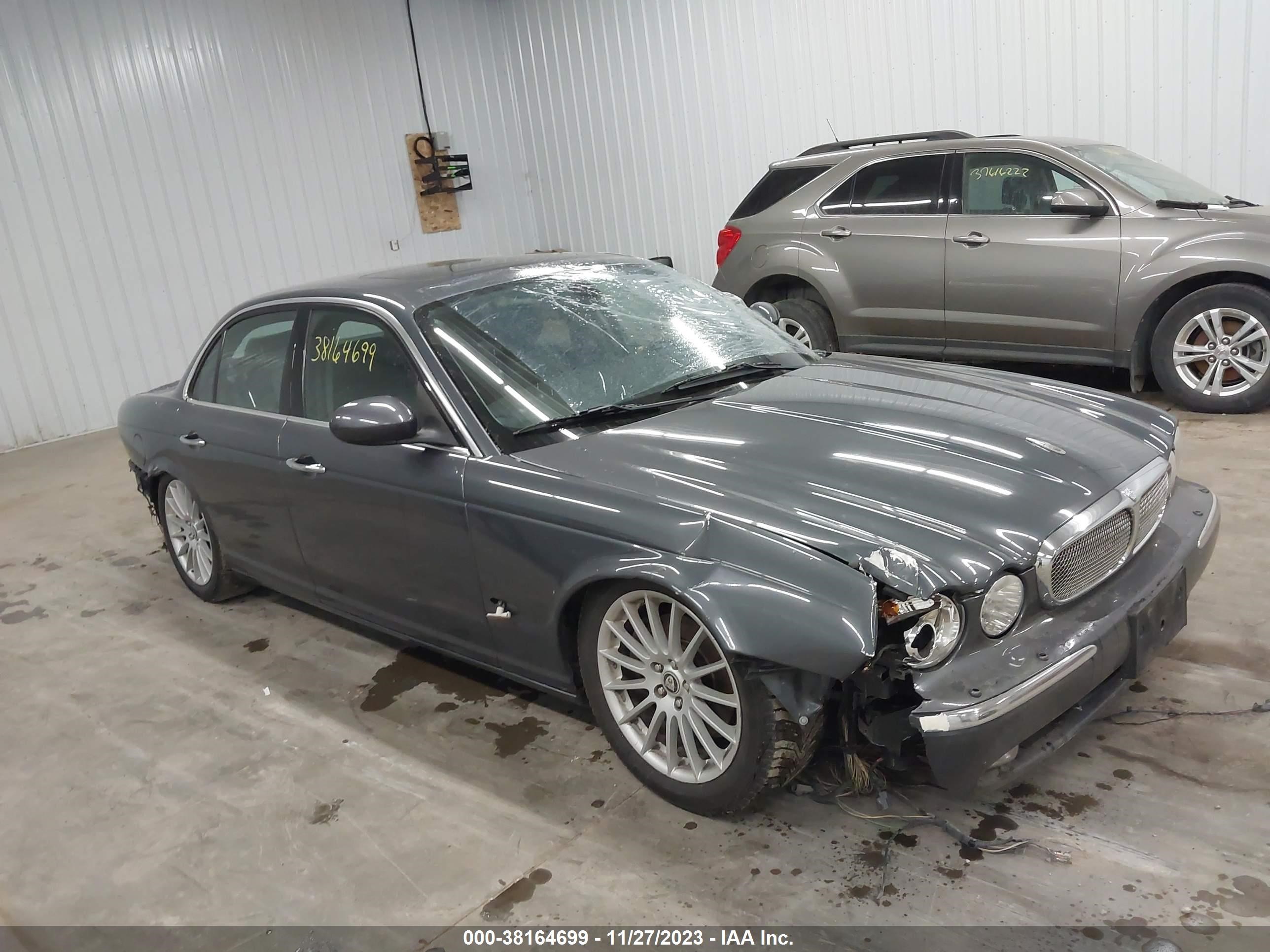 JAGUAR XJ 2006 sajwa71b16sh00966