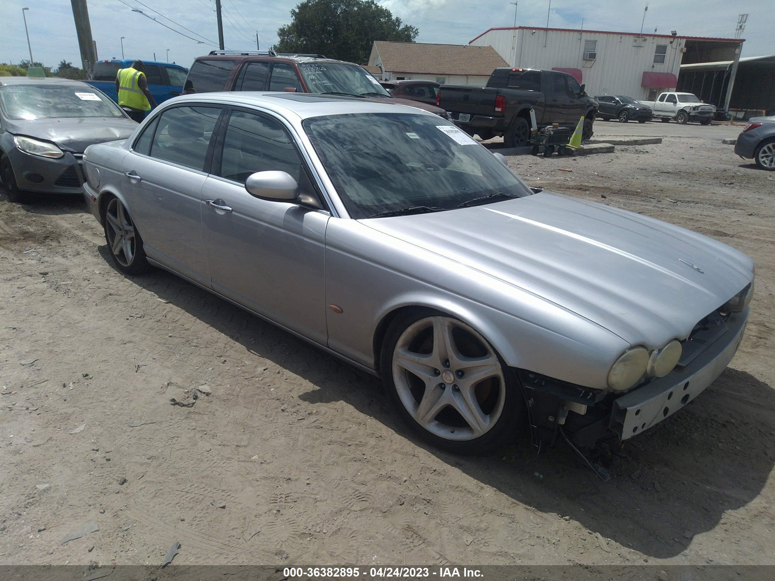 JAGUAR XJ 2006 sajwa79b06sg50274