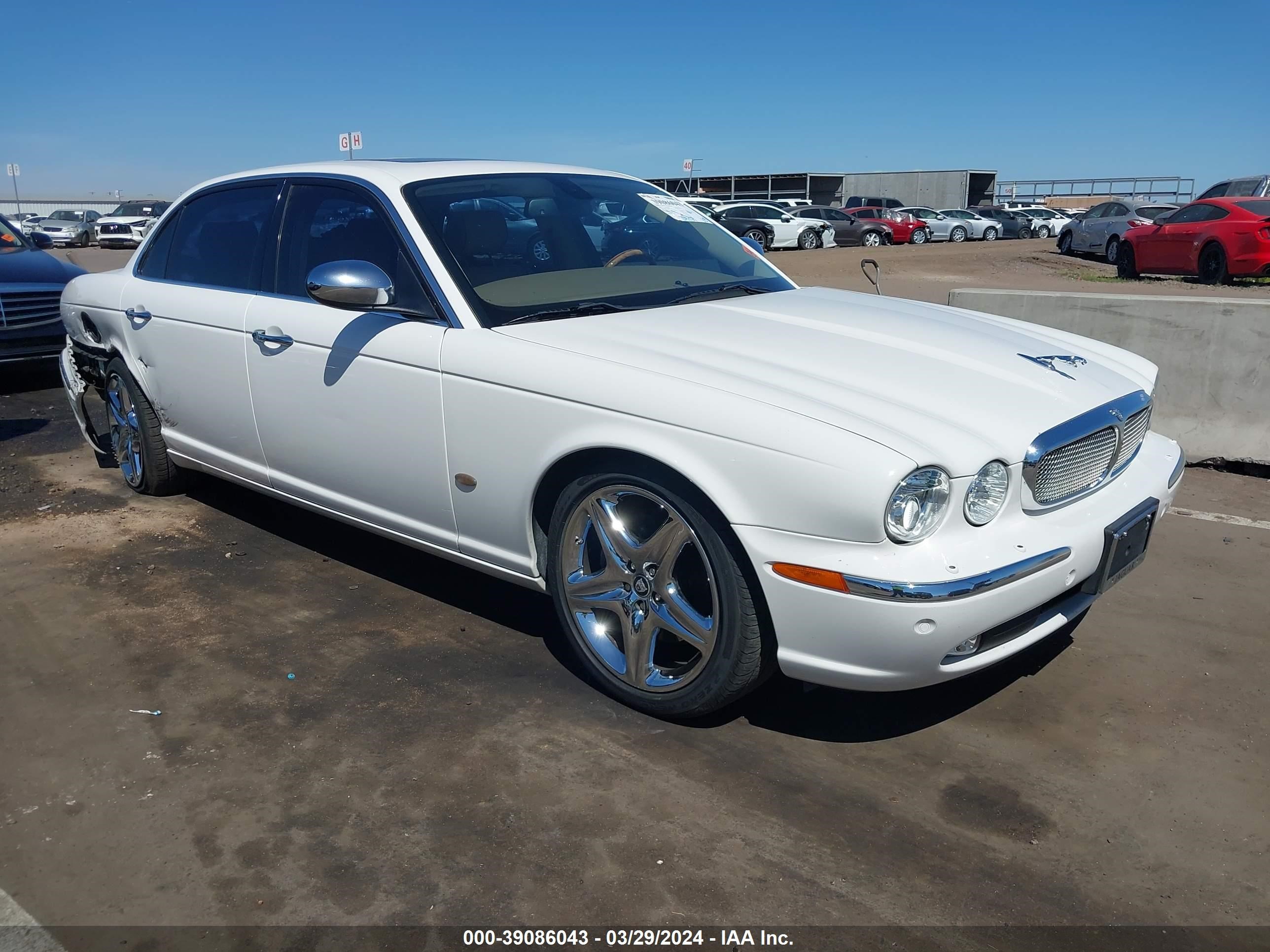 JAGUAR XJ 2006 sajwa82b06sh00266