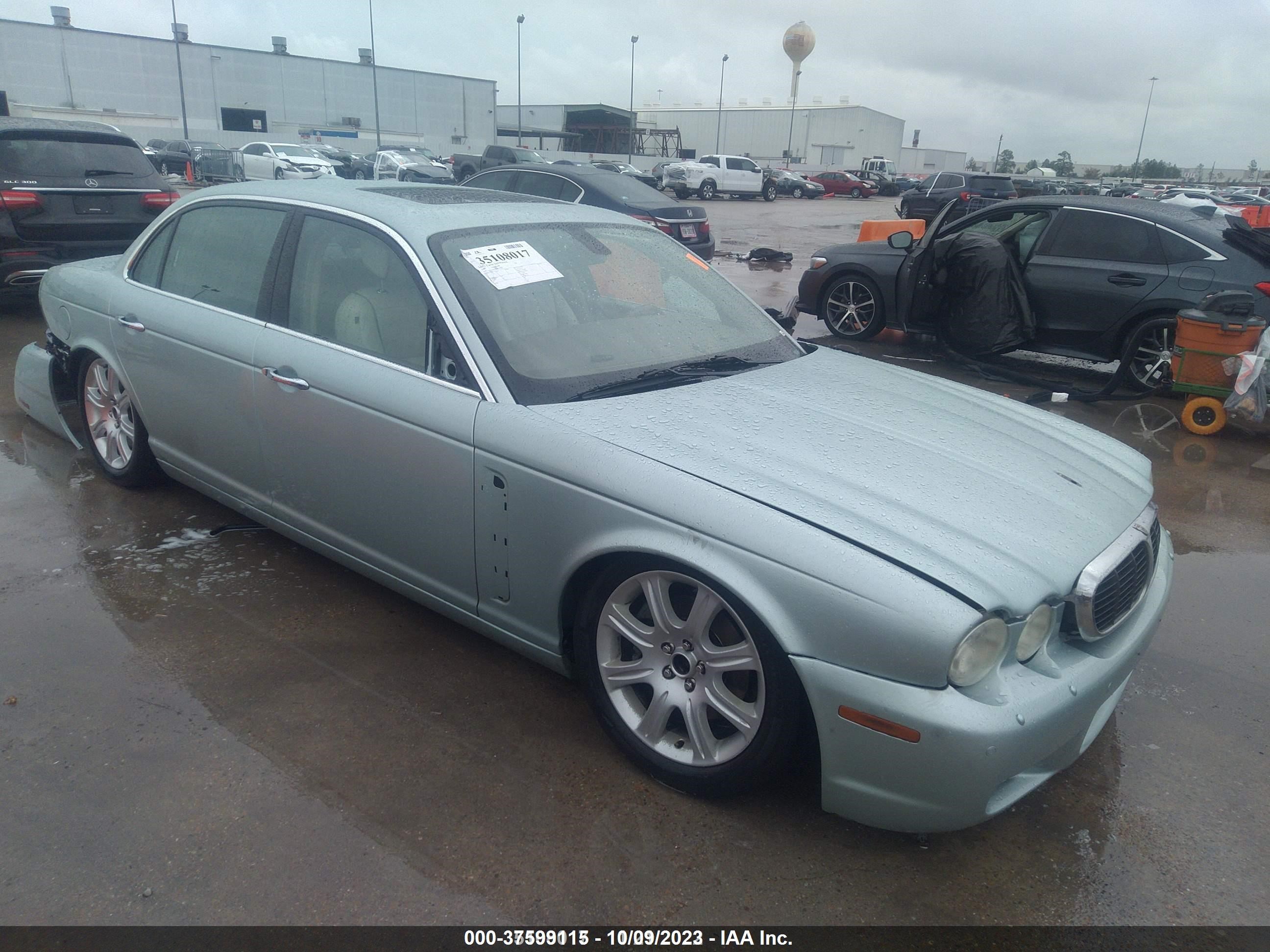 JAGUAR XJ 2008 sajwa82b38sh24726