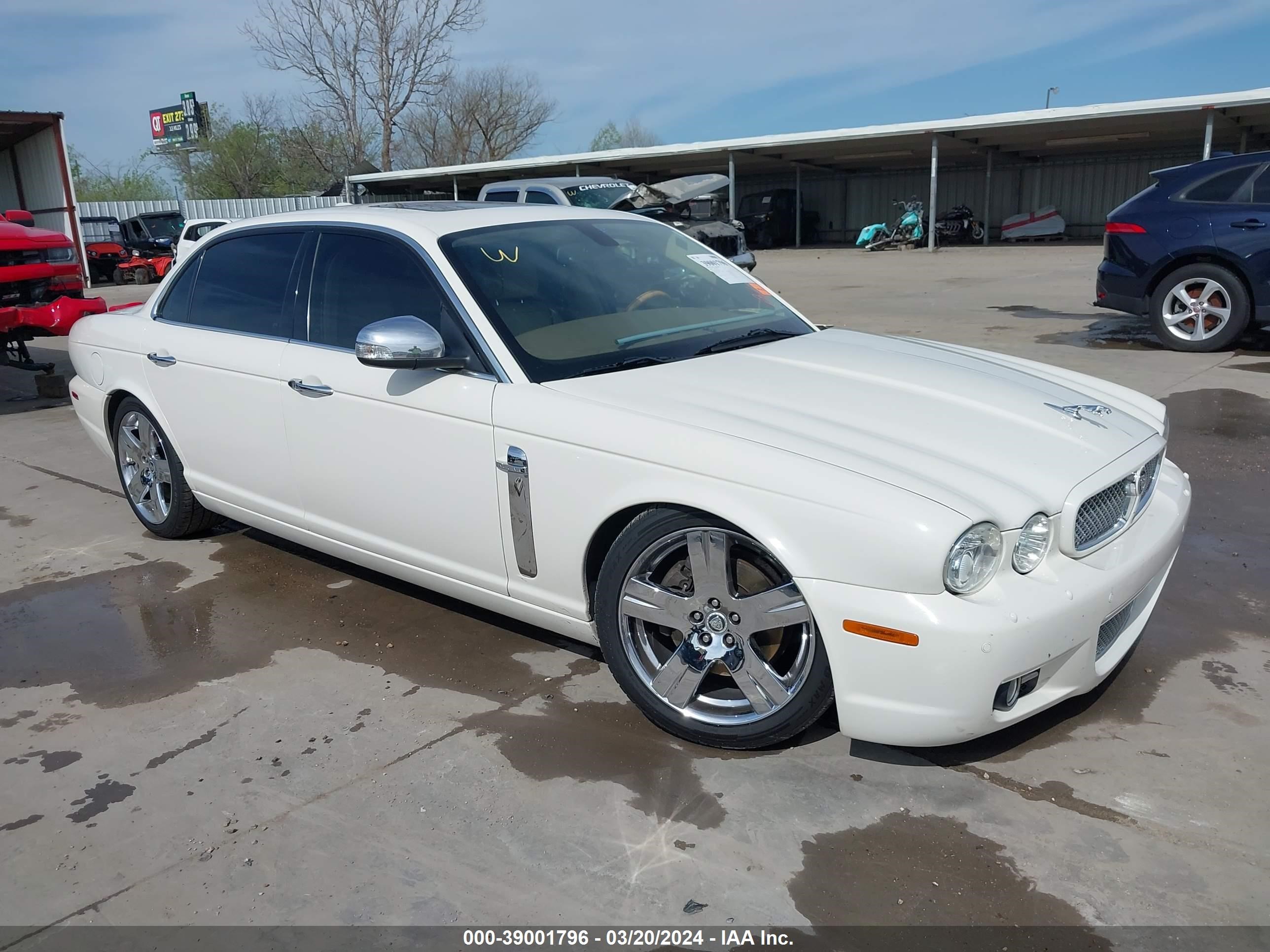 JAGUAR XJ 2008 sajwa82b38sh27755