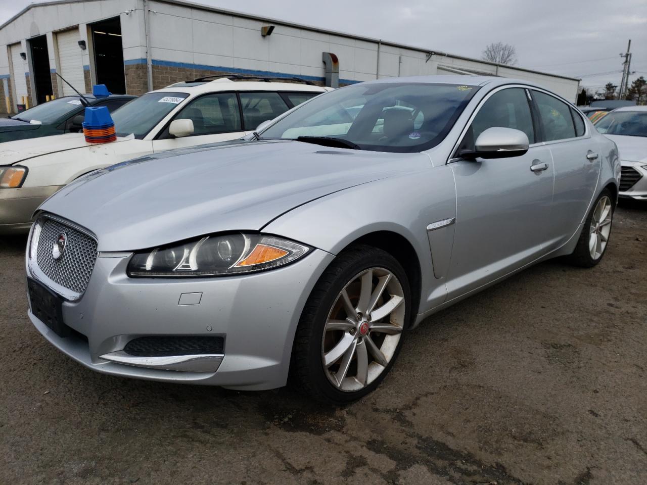 JAGUAR XF 2015 sajwj0ff9f8u64483