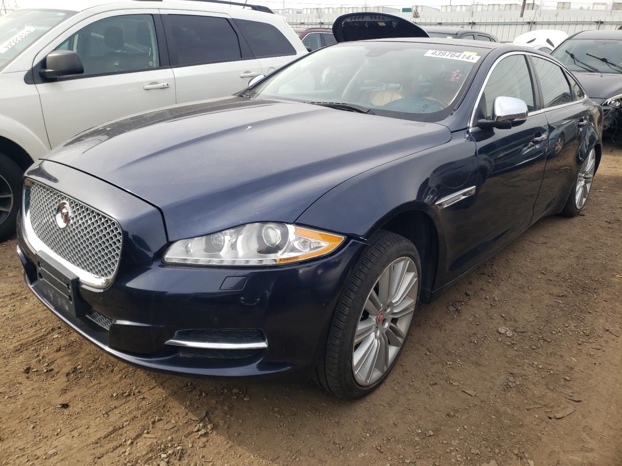 JAGUAR XJ 2015 sajwj2gd3f8v87379