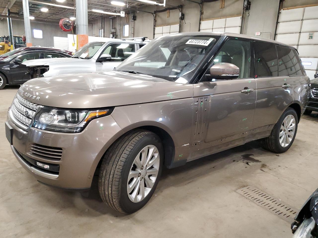 LAND ROVER RANGE ROVER 2016 salgs2pf5ga305215