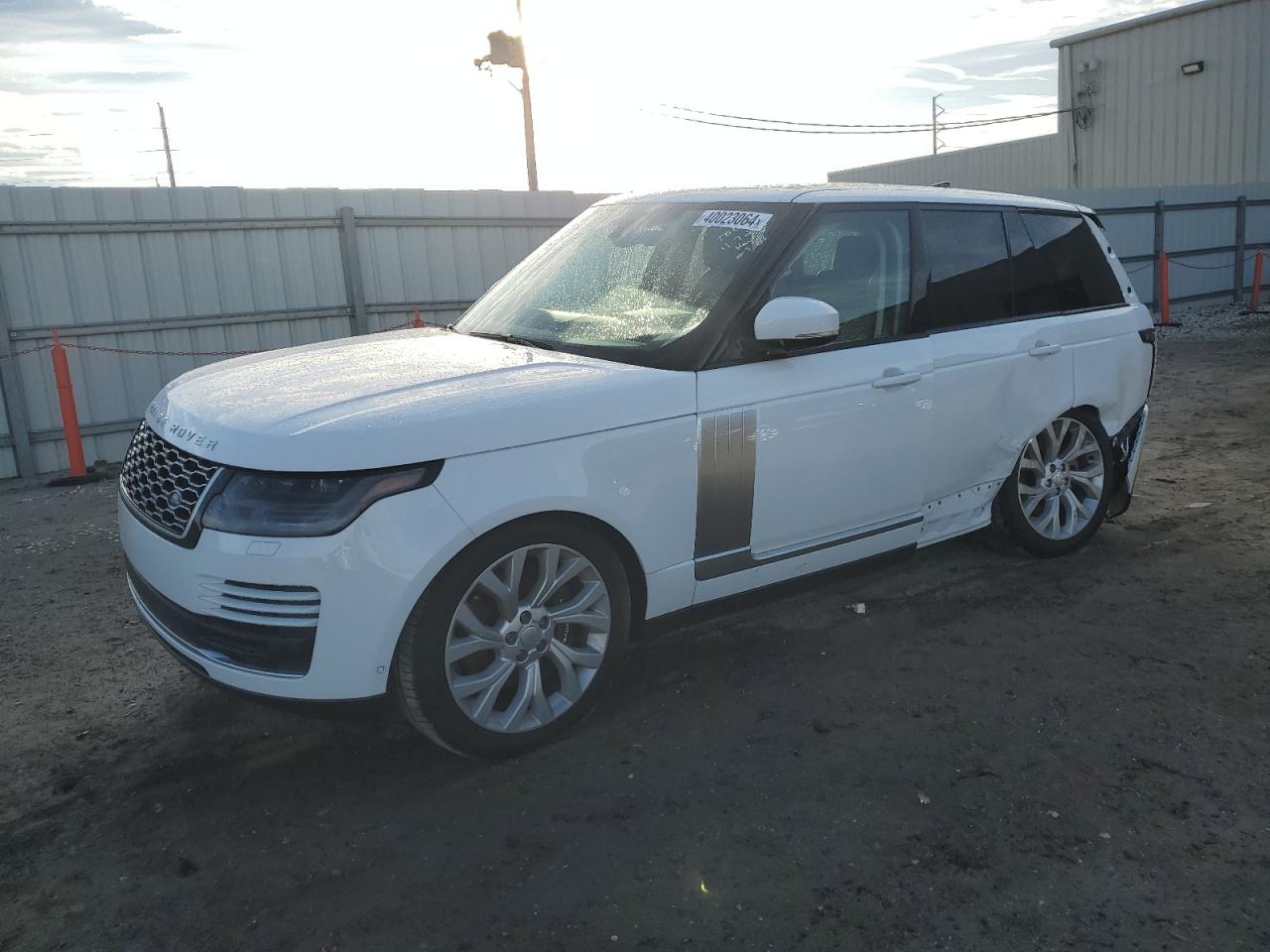 LAND ROVER RANGE ROVER 2022 salgs2se8na457436