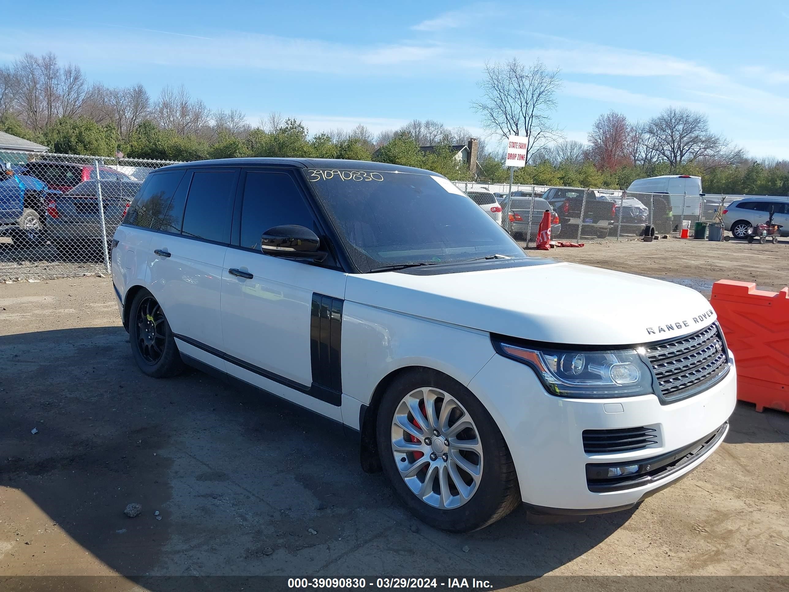 LAND-ROVER RANGE ROVER 2015 salgs2tf5fa220556