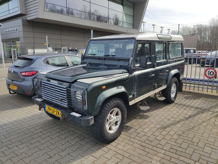 LAND-ROVER DEFENDER 2003 salldhm582a646570