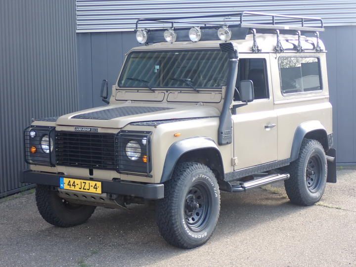 LAND ROVER 90 4X4 (FOUR WHEEL DRIVE). 1986 salldvbb8aa280567