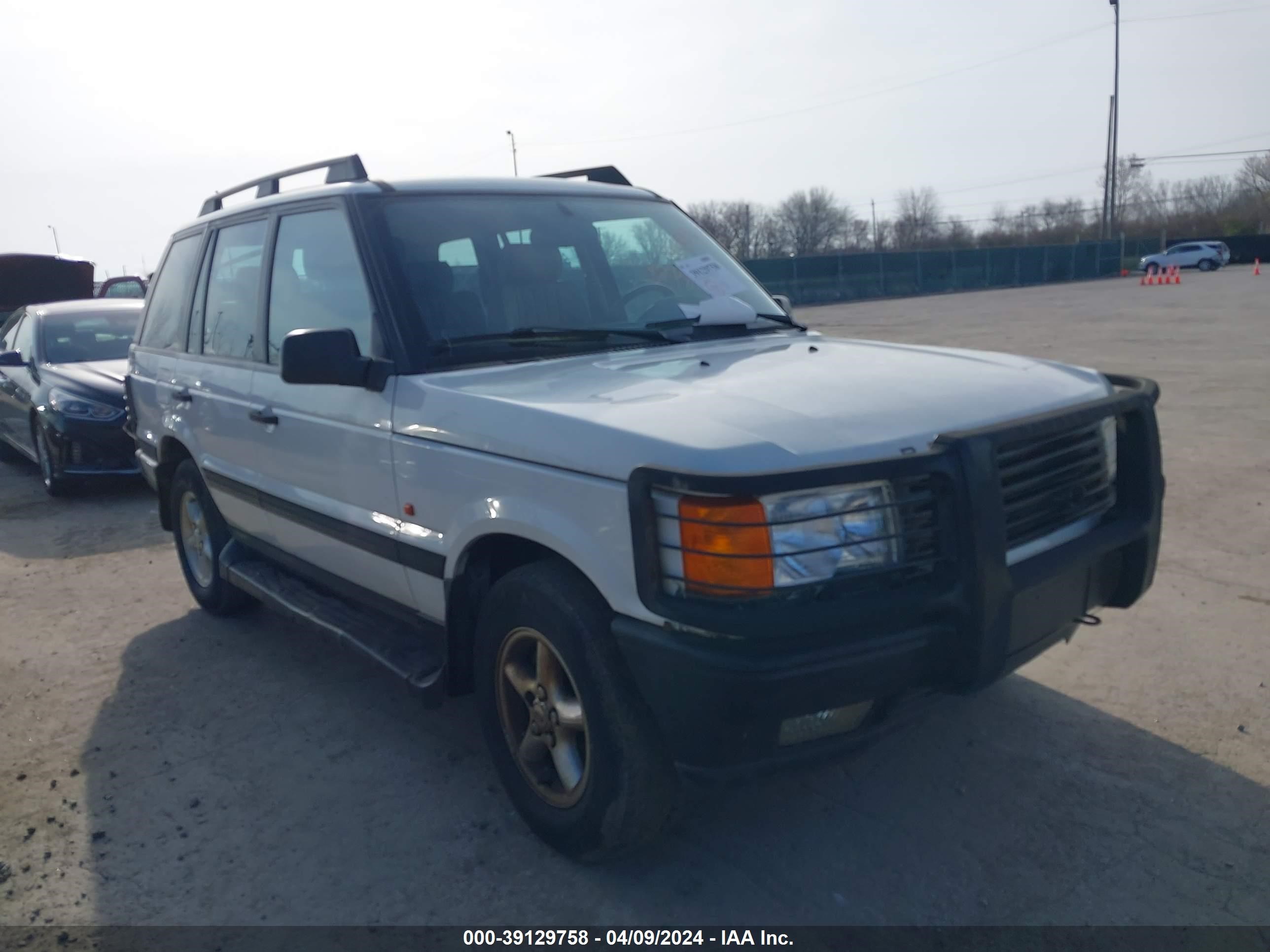 LAND ROVER RANGE ROVER 2000 salpf1540ya430169