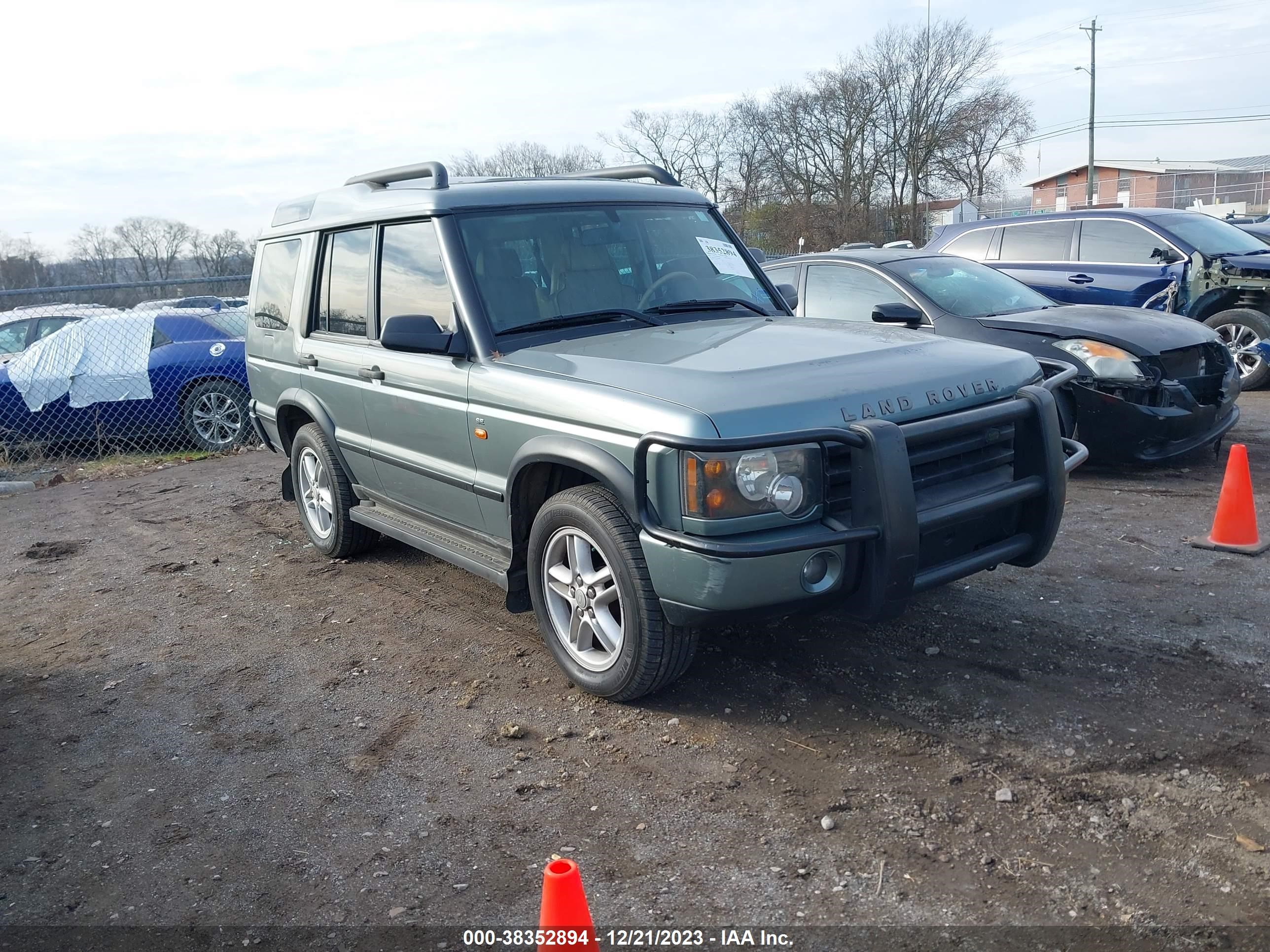 LAND-ROVER DISCOVERY 2004 salty19414a848060