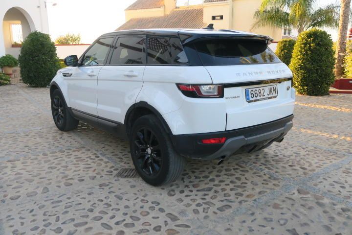 LAND ROVER EVOQUE 4X4 (FOUR WHEEL DRIVE). 2015 salva2bnxgh106421