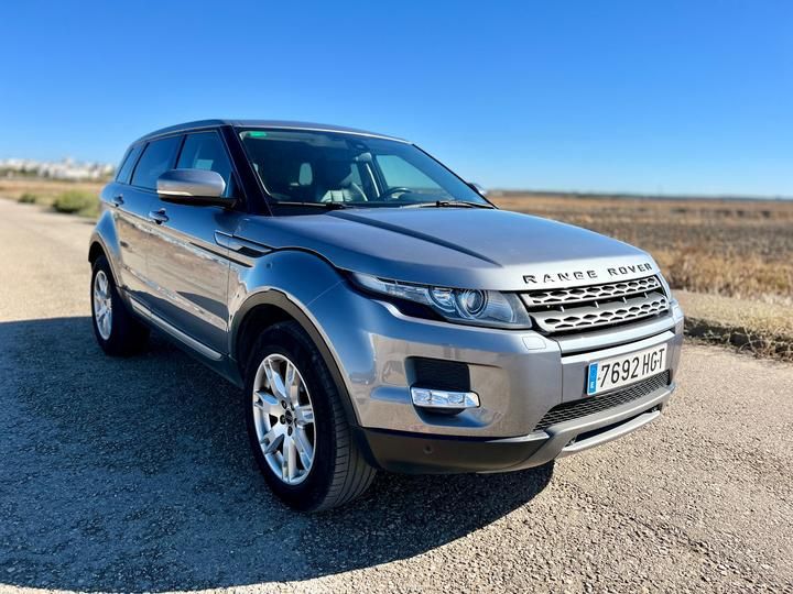 LAND ROVER EVOQUE 4X4 (FOUR WHEEL DRIVE). 2011 salva2dc4ch604393