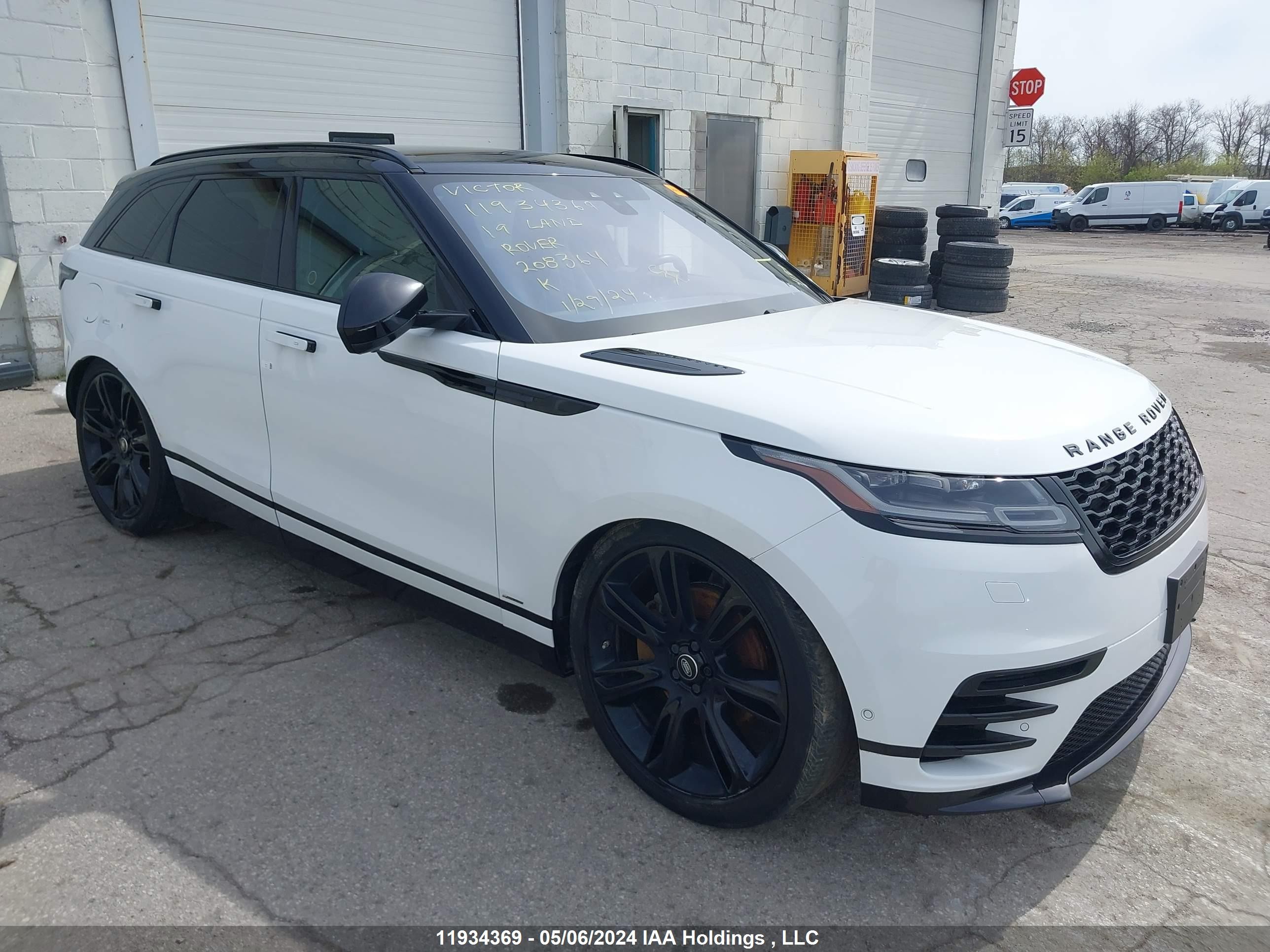 LAND ROVER RANGE ROVER VELAR 2019 salym2ev6ka208364