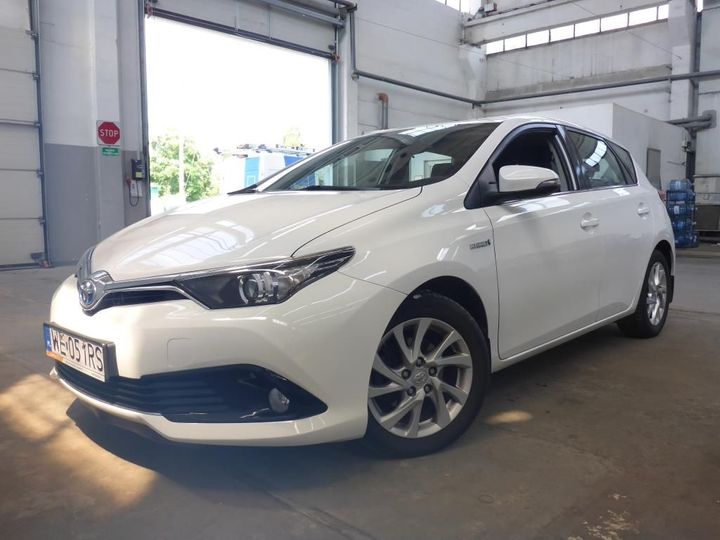 TOYOTA AURIS 2017 sb1ms3je20e361969