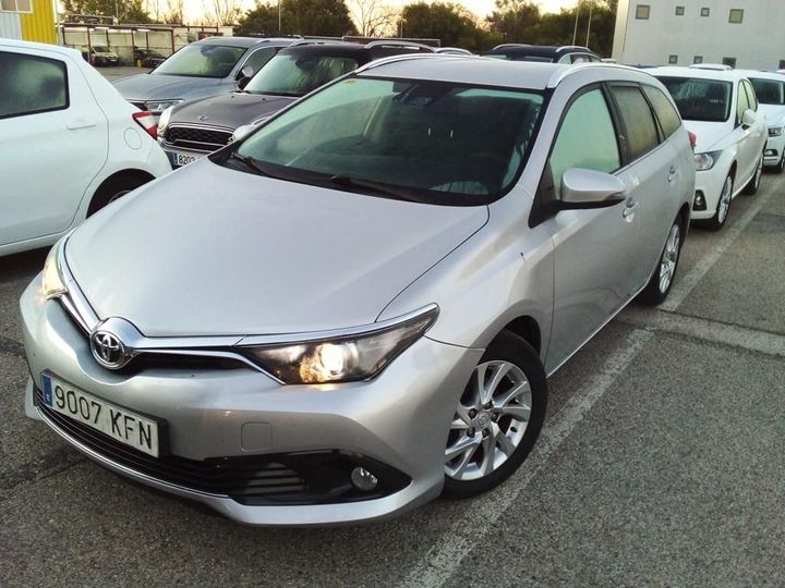 TOYOTA AURIS 2017 sb1zb3je00e014386