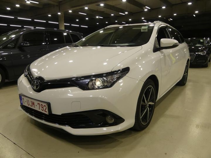 TOYOTA AURIS TOURING S 2018 sb1zb3jex0e014802