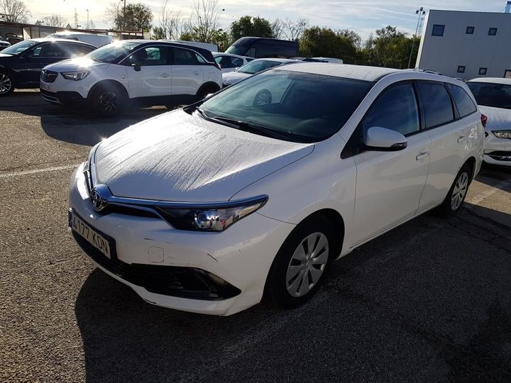 TOYOTA AURIS 2017 sb1zn3je00e081125