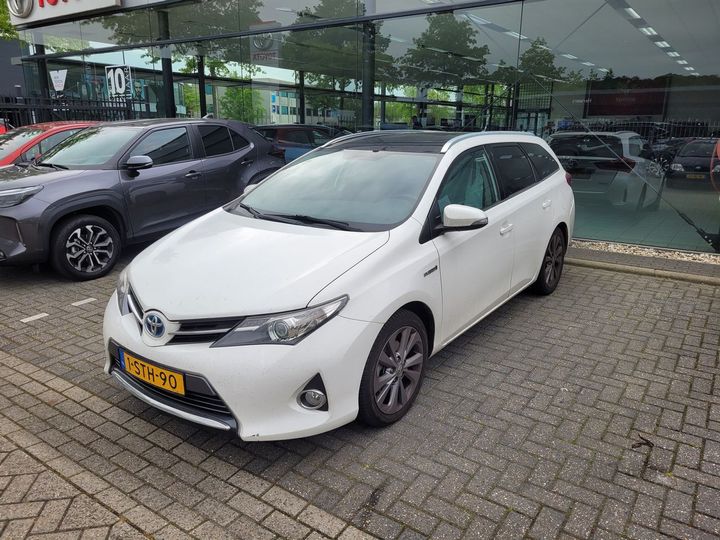 TOYOTA AURIS TOURING SPORTS 2013 sb1zs3je00e061160