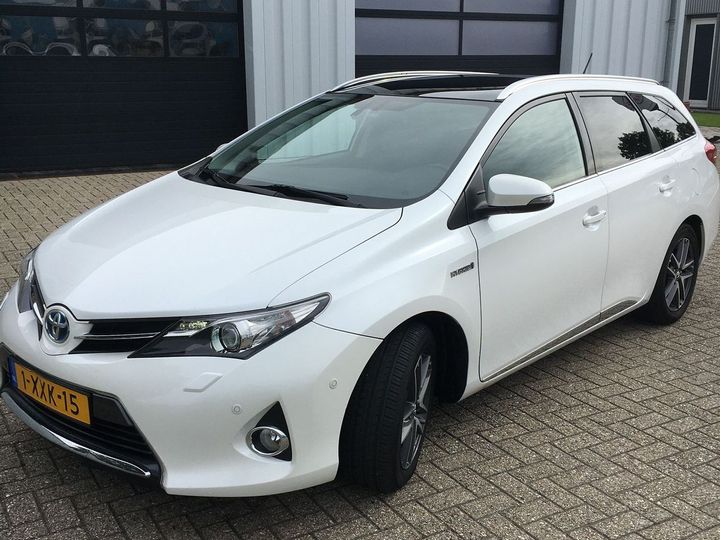 TOYOTA AURIS TOURING SPORTS 2014 sb1zs3je00e126041