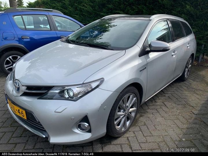 TOYOTA AURIS TOURING SPORTS 2013 sb1zs3je40e043339