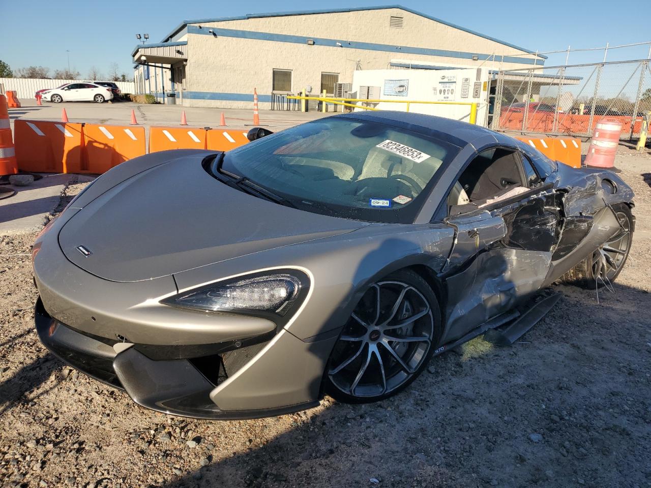 MCLAREN 570S 2018 sbm13faa8jw003997