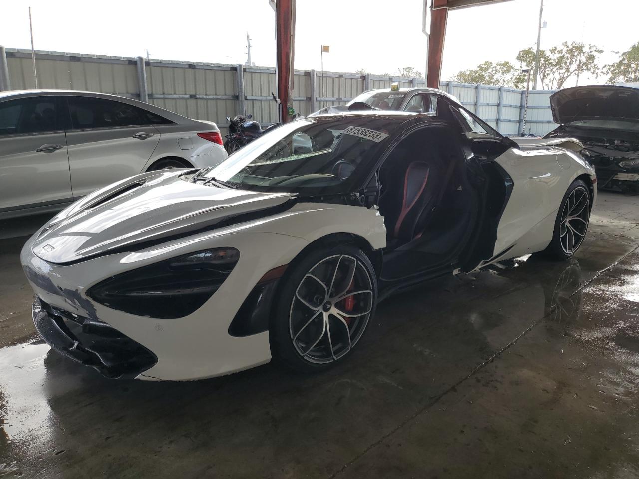 MCLAREN 720S 2022 sbm14fca3nw006760