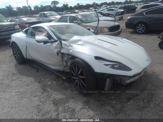 ASTON MARTIN DB11 2017 scfrmfav1hgl01759