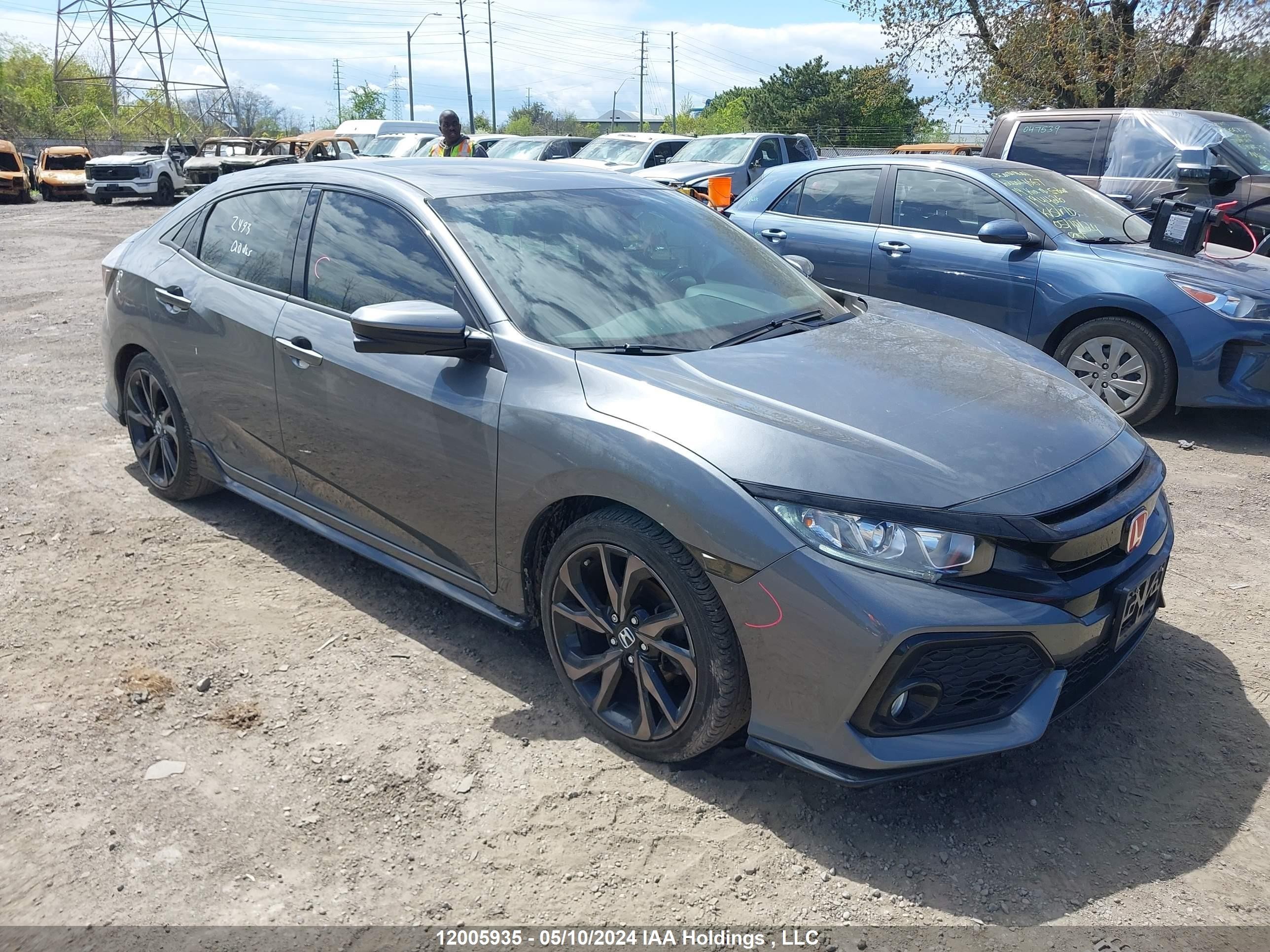 HONDA CIVIC 2018 shhfk7g4xju309420