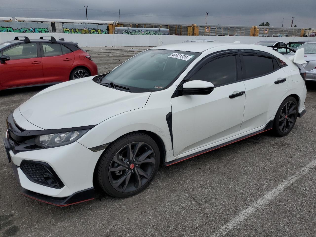 HONDA CIVIC 2018 shhfk7h45ju425333