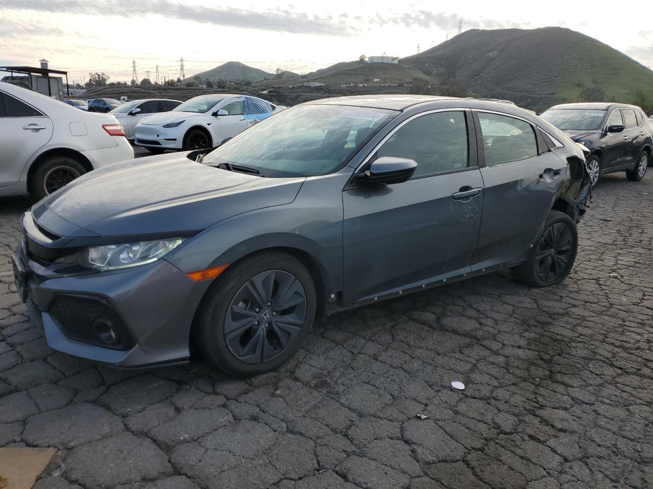 HONDA CIVIC 2019 shhfk7h63ku424250