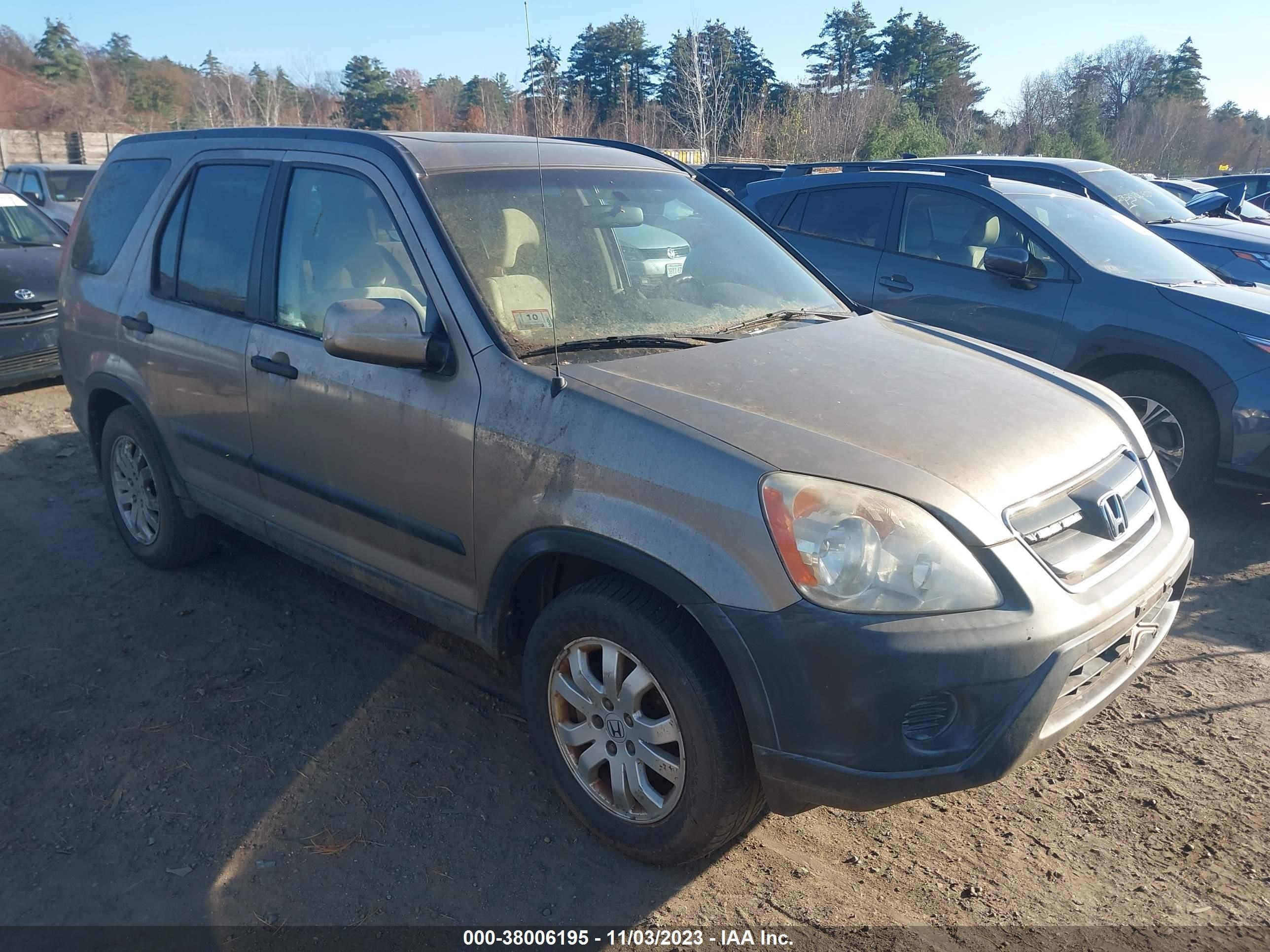 HONDA CR-V 2005 shsrd78835u331543