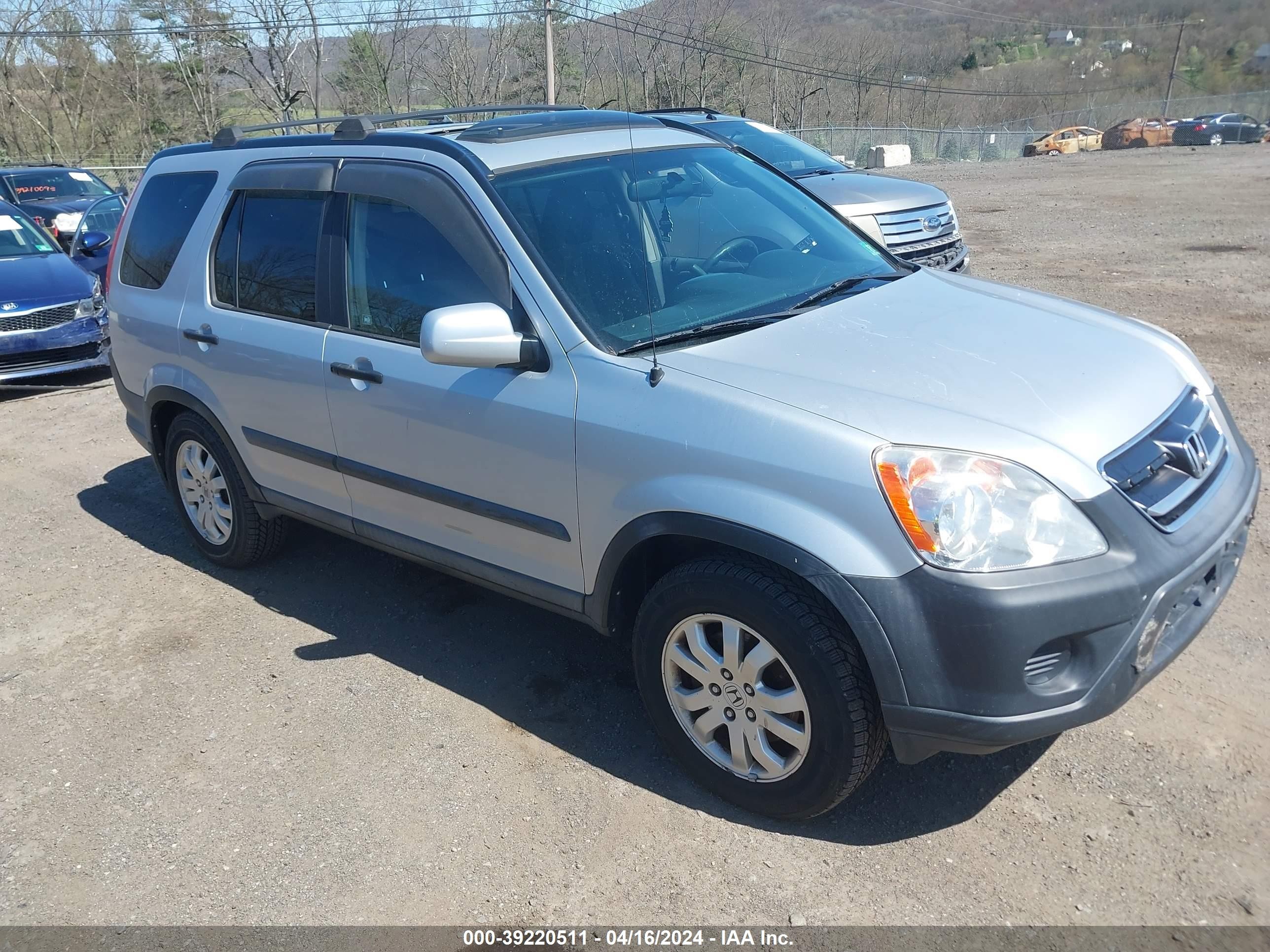 HONDA CR-V 2005 shsrd78875u335448